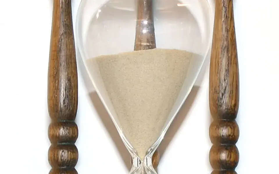 An hourglass measures an interval, not a date