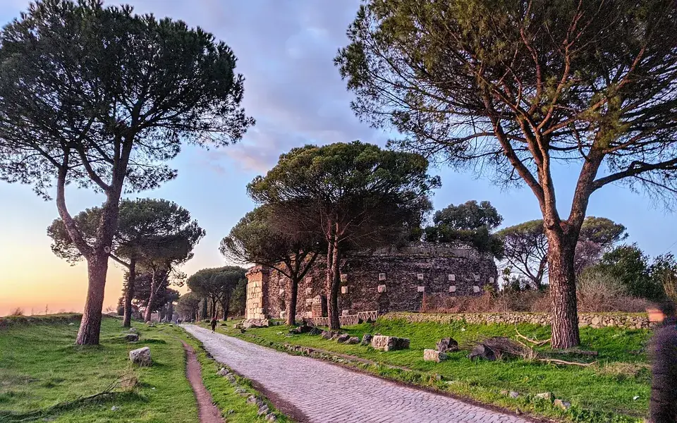 The ancient Appian Way in its Roman landscape.