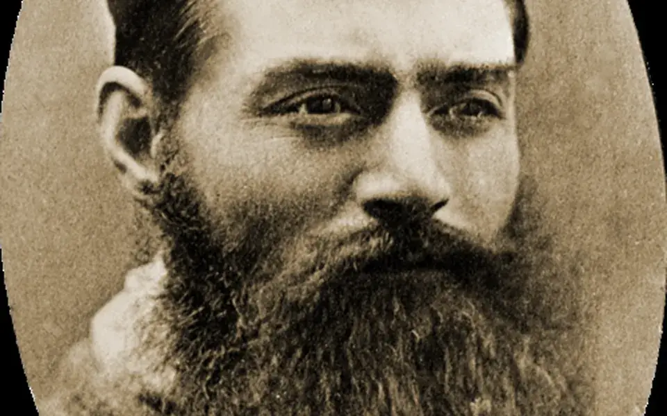 An outlaw's homemade armor became an Australian icon
