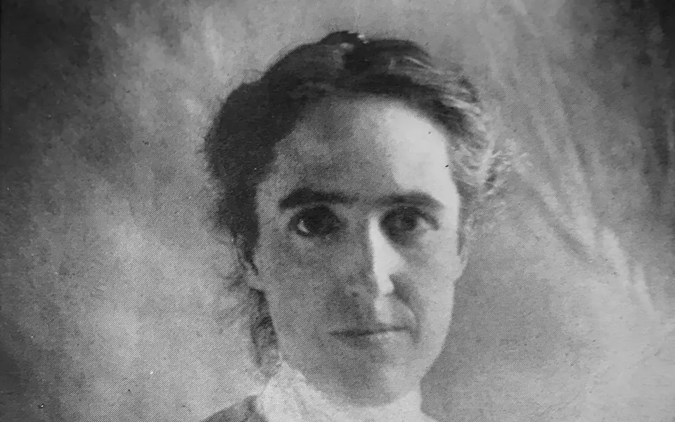 Portrait of astronomer Henrietta Swan Leavitt at about thirty years of age, circa 1898